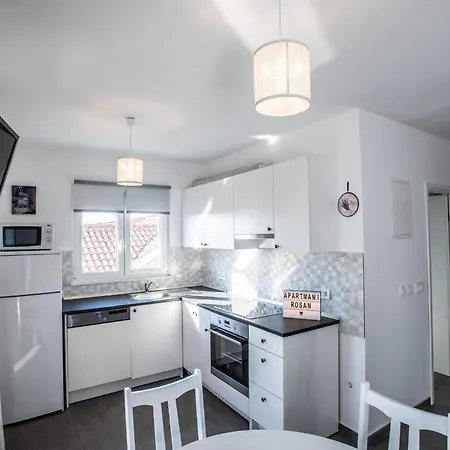 Kiki Appartement Pakoštane