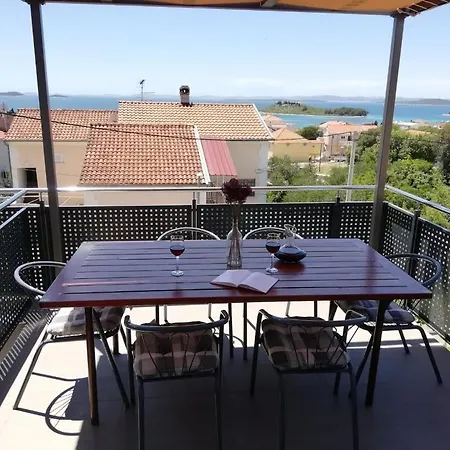Διαμέρισμα Kiki Pakoštane