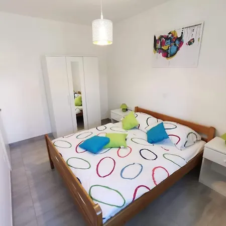 Kiki Appartement Pakoštane